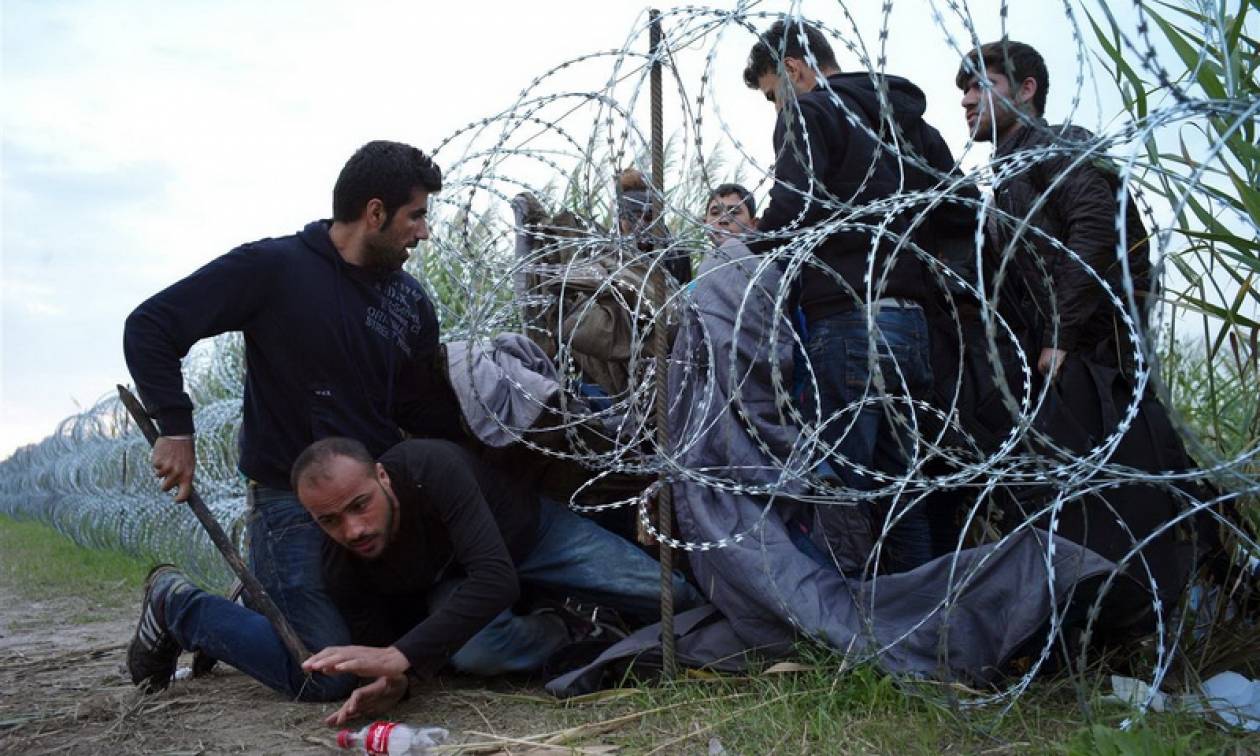 Ουγγαρία: Η Βουδαπέστη ανακοίνωσε πως δεν θα ανοίξει «διάδρομο» για τους μετανάστες