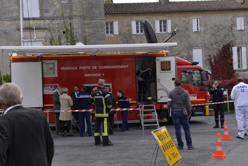 Πολύνεκρο τροχαίο στη Γαλλία – Σύγκρουση λεωφορείου με φορτηγό 