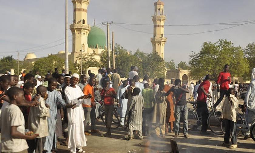 Νιγηρία: Τουλάχιστον 10 νεκροί από επίθεση αυτοκτονίας σε τέμενος