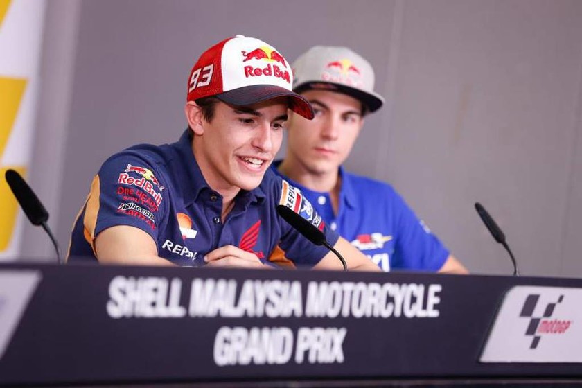 MotoGP Grand Prix Μαλαισίας: Rossi εναντίον Marquez; (photos)