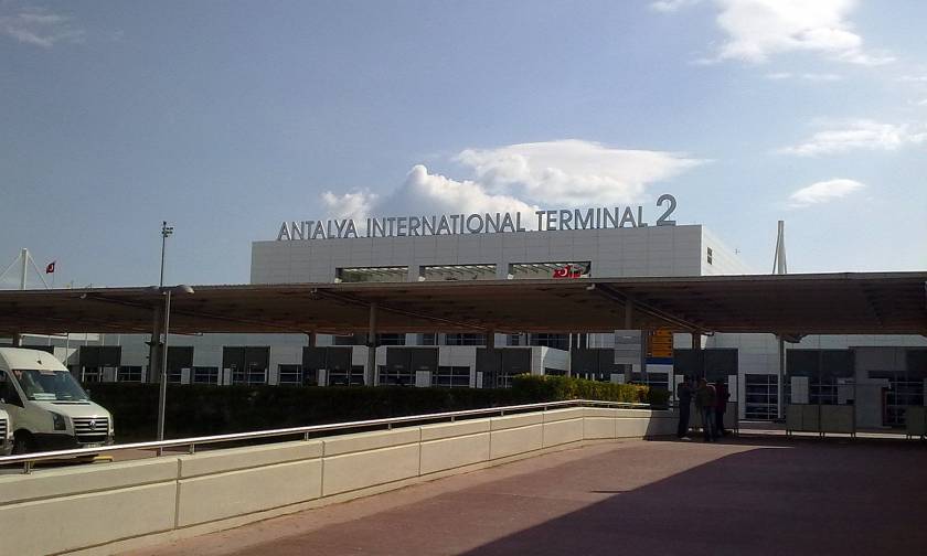 Περιπέτεια στον αέρα για τους επιβάτες αεροσκάφους που αναχώρησε από τη Λάρνακα
