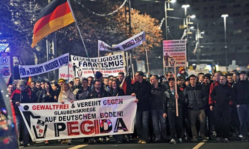 Γερμανία: Χιλιάδες υποστηρικτές της Pegida διαδήλωσαν στη Δρέσδη