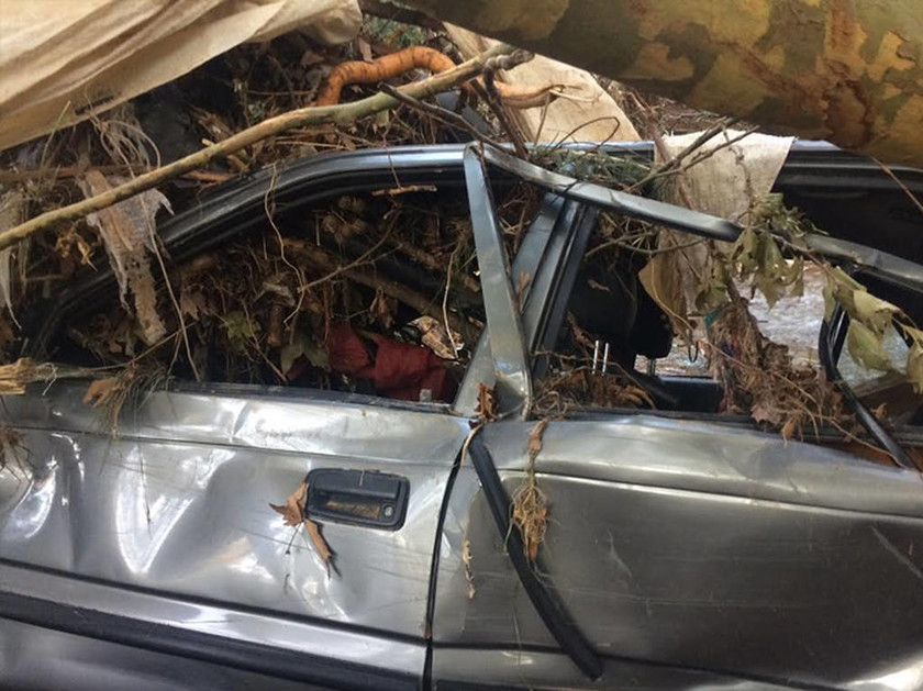 Συγκλονίστικές εικόνες από το σημείο που βρέθηκε το αυτοκίνητο του 50χρονου