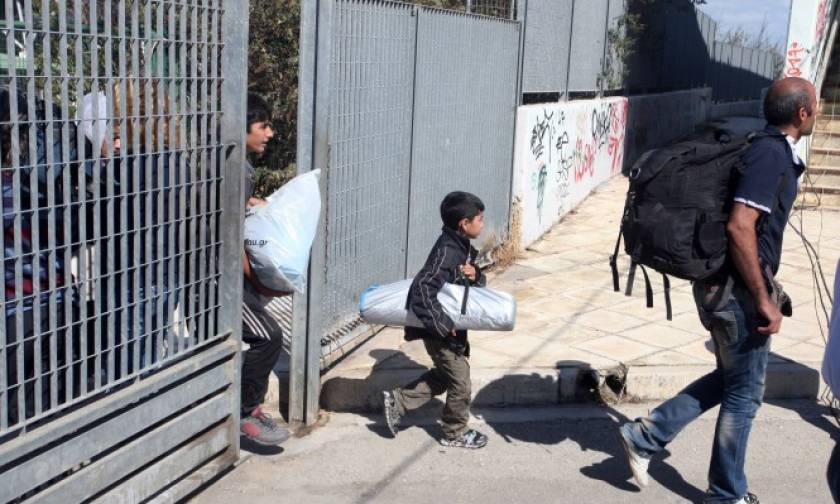 Κομισιόν: Προσωρινές οι 50.000 θέσεις φιλοξενίας προσφύγων στην Ελλάδα