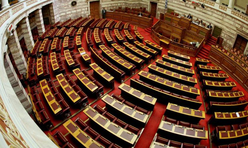 Βουλή: Κατατέθηκαν τα νομοσχέδια για τα προαπαιτούμενα και την ανακεφαλαιοποίηση των Τραπεζών