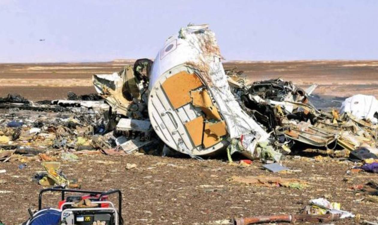 Συντριβή αεροσκάφους: Τα τέσσερα πιθανά σενάρια για την αεροπορική τραγωδία στο Σινά