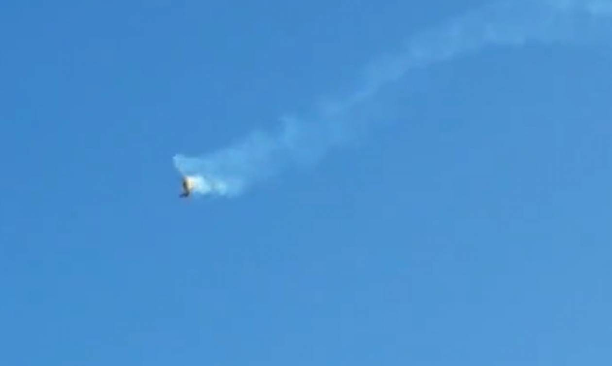 Βίντεο σοκ: Αεροσκάφος επιδείξεων πραγματοποίησε βουτιά θανάτου στη Βραζιλία
