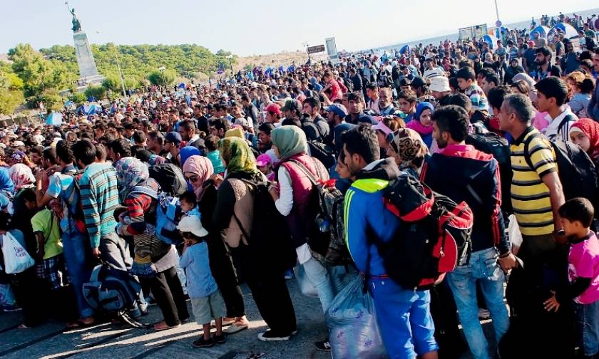 Εκρηκτική η κατάσταση στη Λέσβο: Πάνω από 15.000 πρόσφυγες αποκλεισμένοι στο λιμάνι