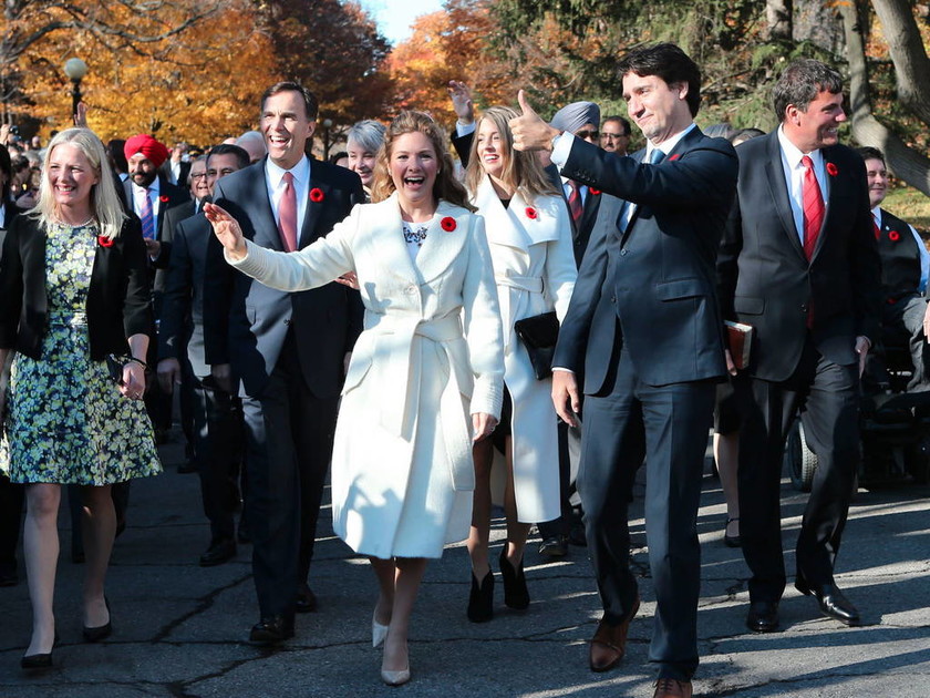 Καναδάς: Ορκίστηκε ο νέος πρωθυπουργός της χώρας, Τζάστιν Τριντό (pics)