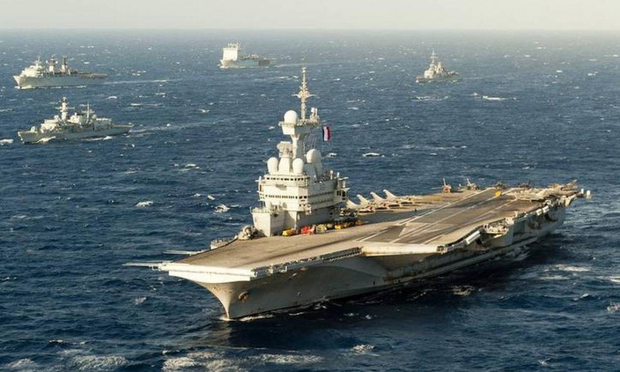 Γαλλία: Στη μάχη κατά του Ισλαμικού Κράτους η ναυαρχίδα «Σαρλ Ντε Γκολ»