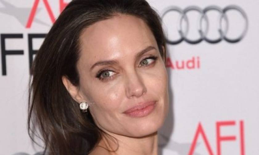 Αδυνάτισε κι άλλο; Οι νέες φωτογραφίες της Angelina Jolie είναι πραγματικά τρομακτικές
