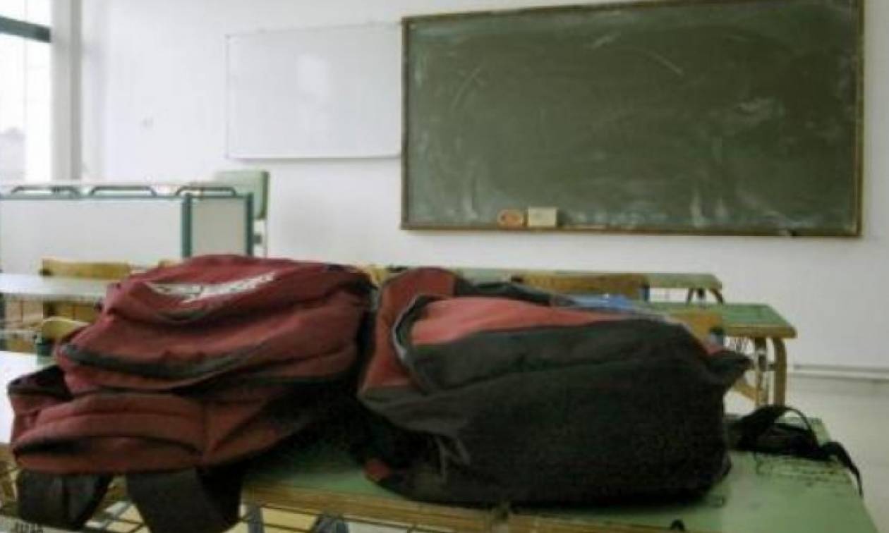 Πανικός σε σχολείο της Πάτρας… τους «βούτηξαν» τα χρήματα της πενθήμερης