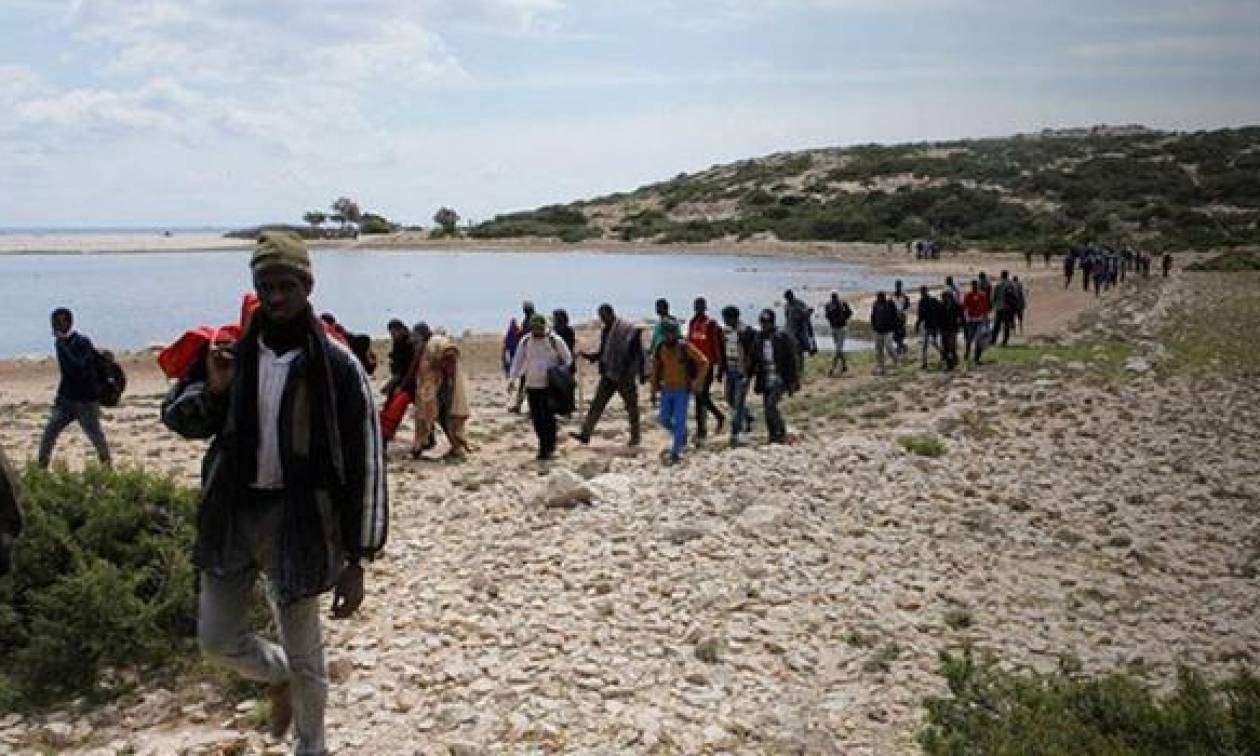 Ανενόχλητοι δρουν οι διακινητές προσφύγων στα τουρκικά παράλια