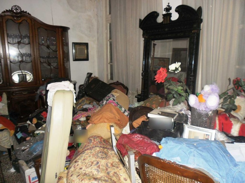 Θεσσαλονίκη: 60χρονος ζούσε «παρέα» με πέντε τόνους σκουπιδιών (photos)