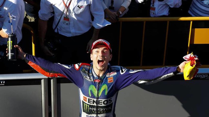 MotoGP Grand Prix Valencia: Νικητής και πρωταθλητής ο Jorge Lorenzo (photos)