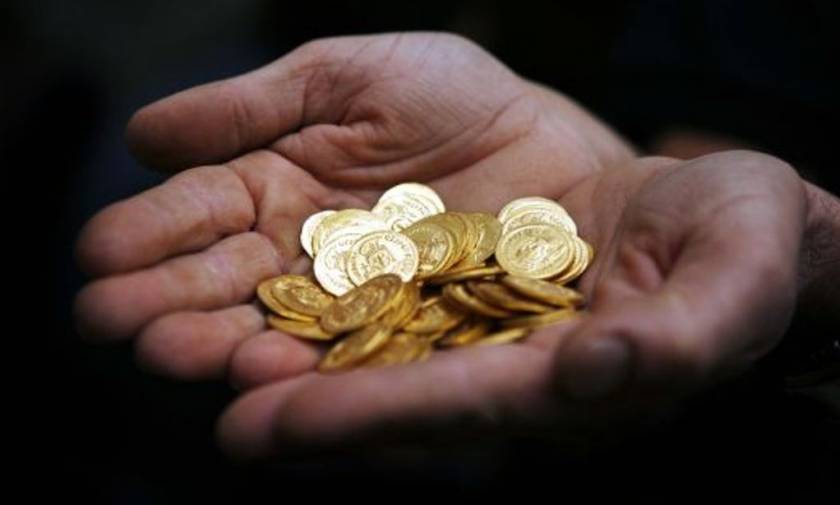 Θεσσαλονίκη: Συνελήφθη 39χρονος με κοσμήματα και δεκάδες χρυσές λίρες