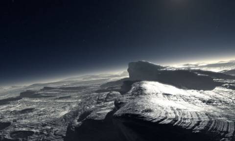 Hφαίστεια που εκτόξευαν πάγο ανακαλύφθηκαν στον Πλούτωνα