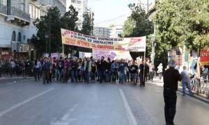 Απεργία: Ολοκληρώθηκαν τα συλλαλητήρια στην Αθήνα - Επεισόδια στο Σύνταγμα (photos-video)