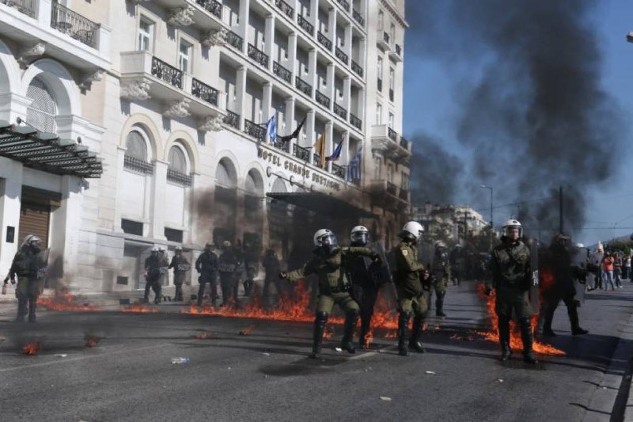 «Πεδίο μάχης» για μια ακόμη φορά το κέντρο της Αθήνας (photos-video)