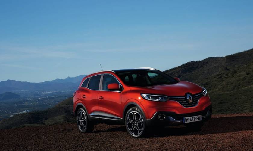 TEOREN MOTORS: H Renault και η Dacia στην έκθεση ΑΥΤΟΚΙΝΗΣΗ 2015