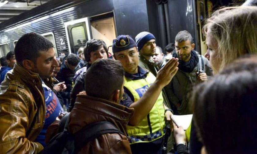 Σουηδία: Επαναφέρει προσωρινά τους ελέγχους στα σύνορα η κυβέρνηση
