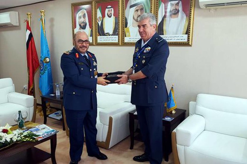 Επίσκεψη Αρχηγού ΓΕΑ στα Ηνωμένα Αραβικά Εμιράτα (pics)