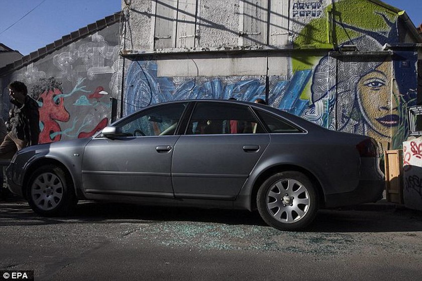 Επίθεση Παρίσι: Εδώ βρέθηκε το αυτοκίνητο των τζιχαντιστών (photos) 
