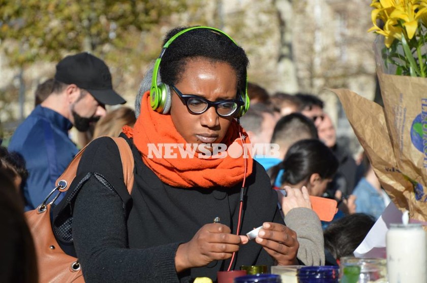 Επίθεση Γαλλία:Το Newsbomb στους δρόμους του Παρισιού  