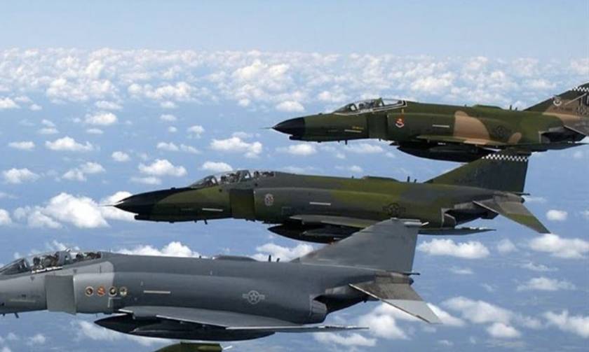 Γαλλικά αεροσκάφη βομβάρδισαν στόχους του ΙΚ στη Ράκα της Συρίας