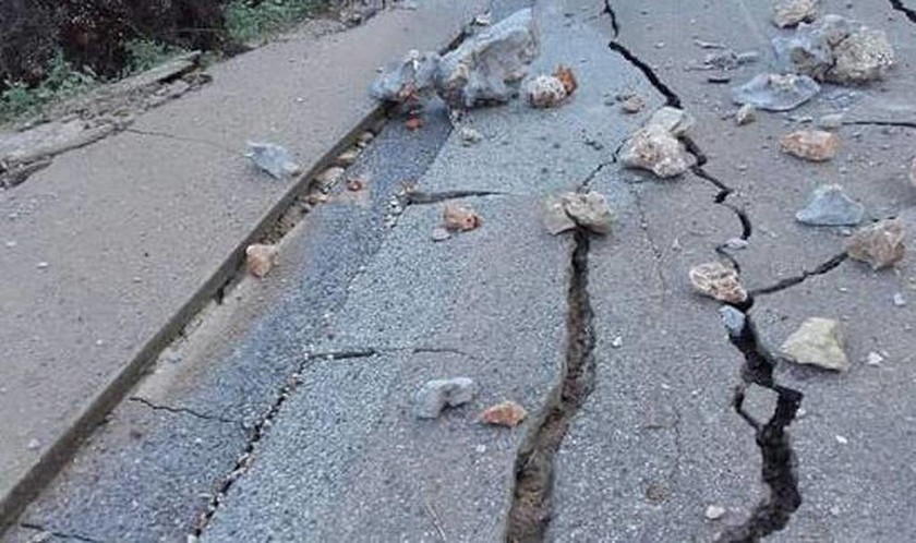 Σεισμός Λευκάδα: Συγκλονίζουν οι φωτογραφίες από το φονικό σεισμό 