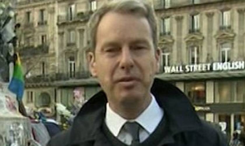 Παρίσι: Ρεπόρτερ του BBC κατέρρευσε την ώρα που μετέδιδε ειδήσεις για το μακελειό (video)