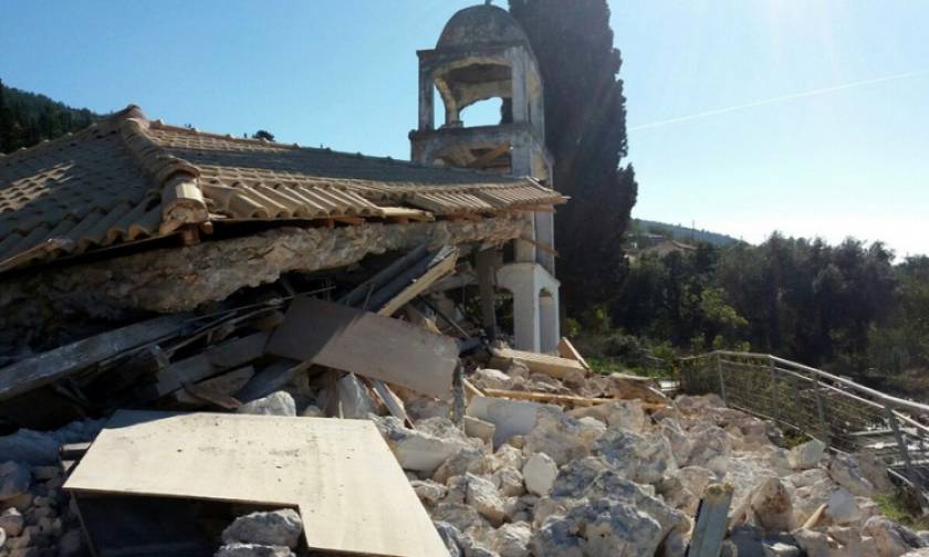 Σεισμός Λευκάδα: Μετράει τις πληγές του το νησί μετά τα 6,1 Ρίχτερ (photos - video)
