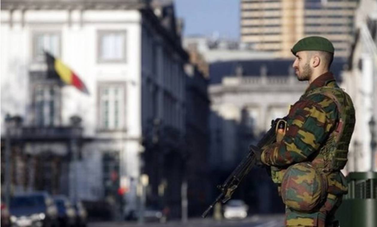 Επίθεση Γαλλία: Σε εξέλιξη έρευνες στις Βρυξέλλες