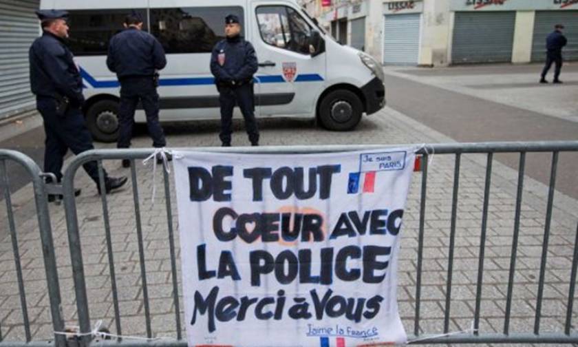 Επίθεση Γαλλία: Μέχρι τις 30 Νοεμβρίου η απαγόρευση διαδηλώσεων στο Παρίσι