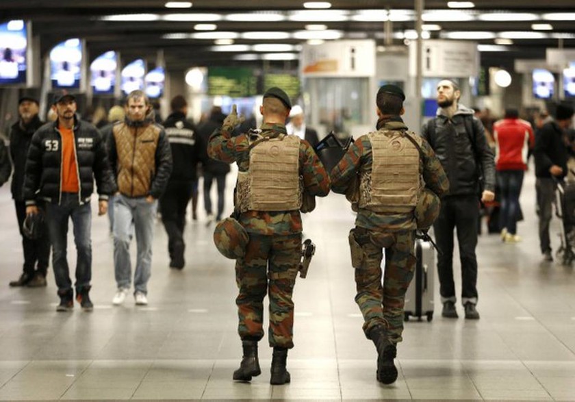 Βρυξέλλες: «Είμαστε κλειστά. Να είστε ασφαλείς»! (photos + video)