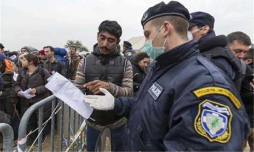 Περίπου 6.000 πρόσφυγες πέρασαν τα σύνορα το τελευταίο 24ωρο στην Ειδομένη