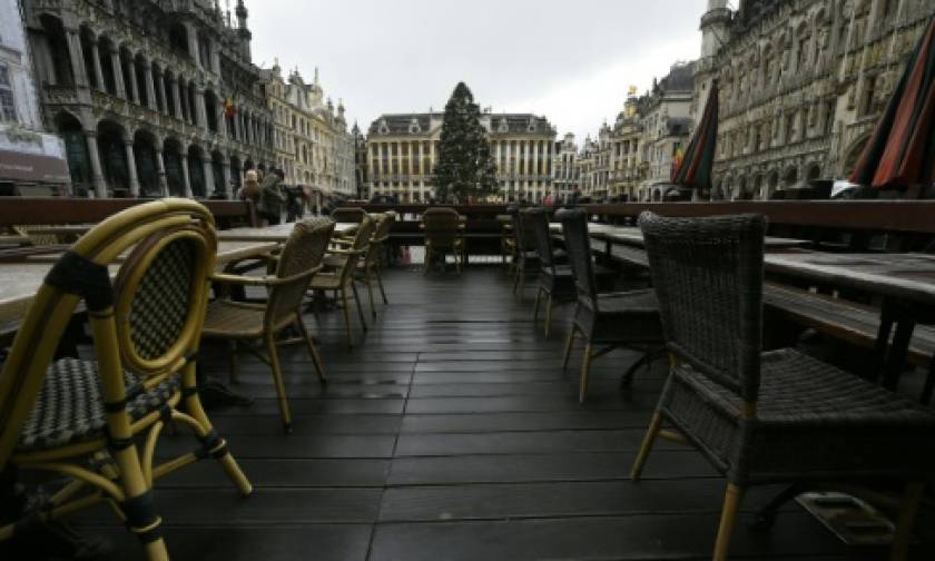 «Νεκρή» πόλη οι Βρυξέλλες – Κλειστά μαγαζιά, άδειοι δρόμοι (Photos)