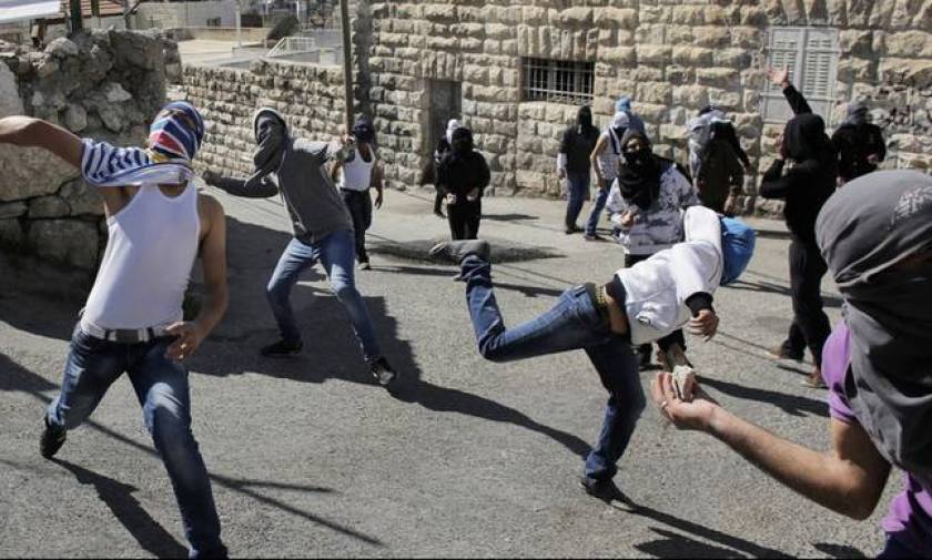 Μια νεκρή και τρεις τραυματίες σε επίθεση με μαχαίρι στην Ιερουσαλήμ