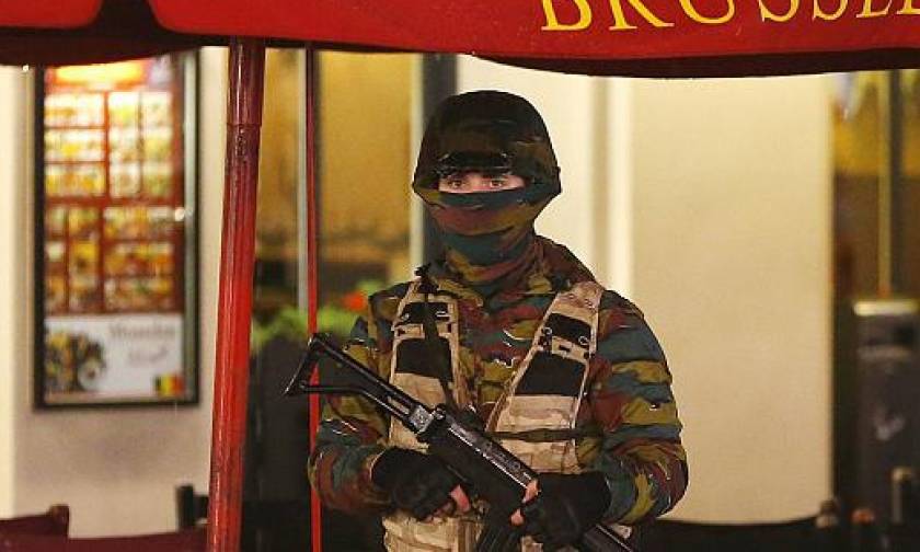Παραμένουν σε κατάσταση συναγερμού οι Βρυξέλλες - Ενισχυμένα μέτρα ασφαλείας στους σταθμούς