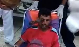 Πολύ σκληρές εικόνες: Γιατροί αφαιρούν μαχαίρι από το… μάτι τραυματία! (video)