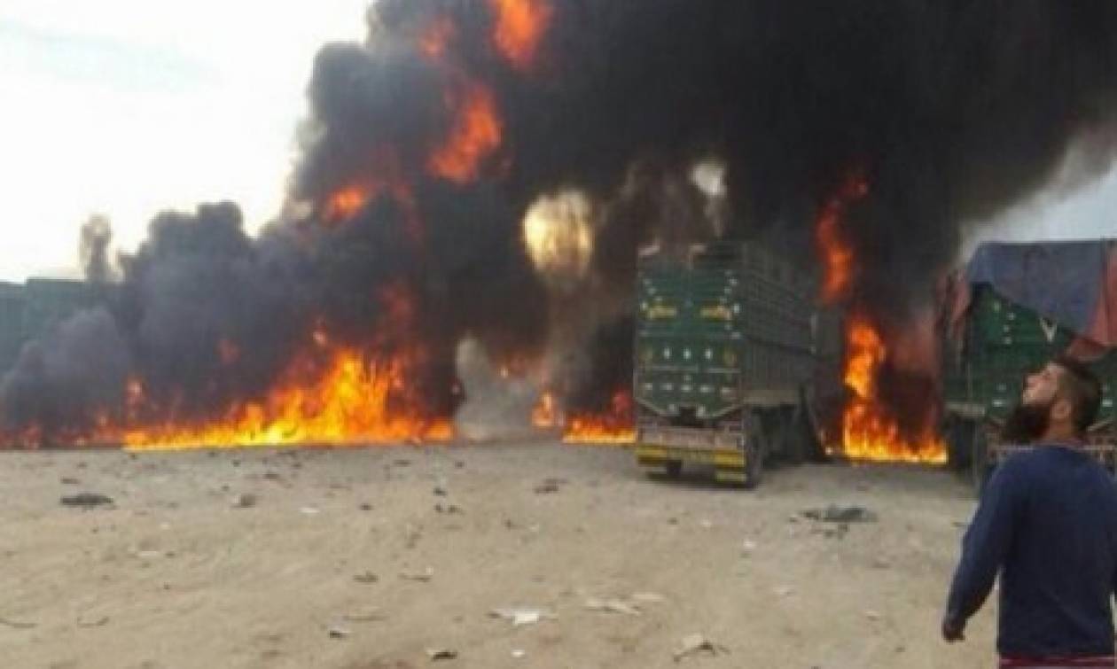 Νεκροί και φλεγόμενα φορτηγά στα σύνορα Τουρκίας-Συρίας όπου καταρρίφθηκε το ρωσικό μαχητικό (video)