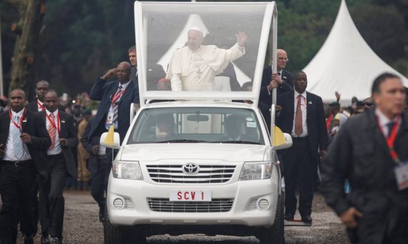 Pope in Africa says dialogue vital to avert violence in God's name