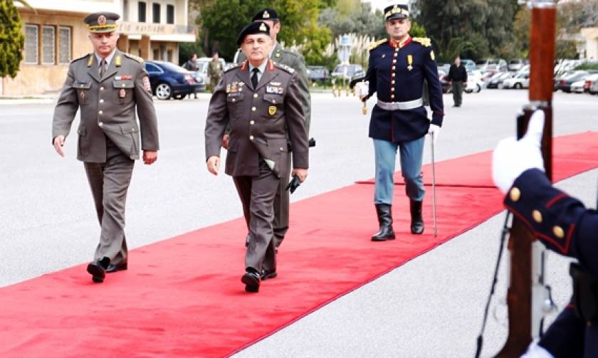 Επίσκεψη Διοικητή Χερσαίων Δυνάμεων Σερβίας στο ΓΕΣ (pics)