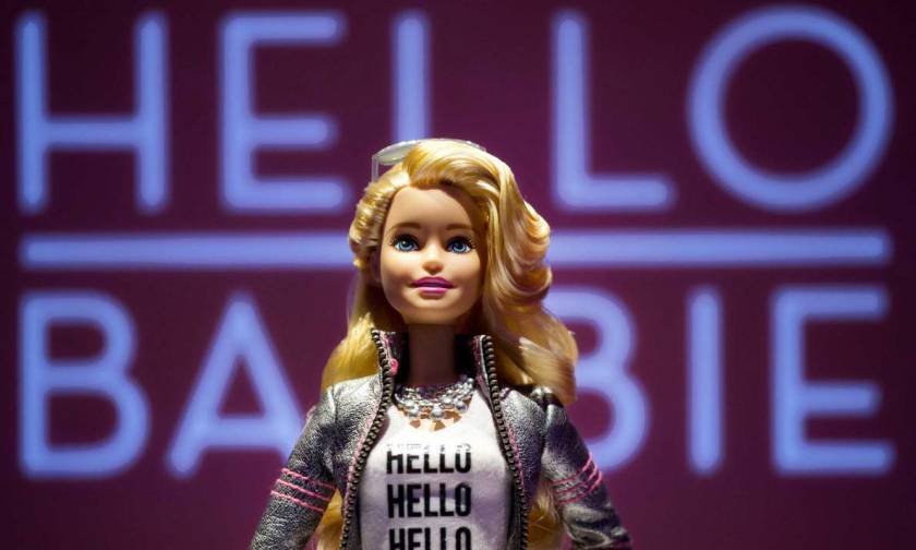 Σάλος με τη νέα Barbie… κατάσκοπο! (video)