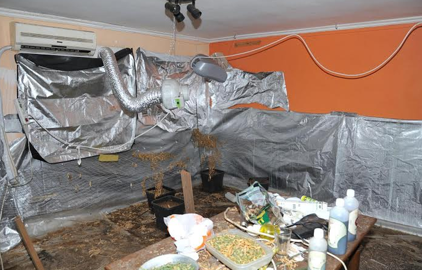 Απίστευτο: Δείτε τι έκρυβε 42χρονος σε διαμέρισμα στο κέντρο της Αθήνας (pics)