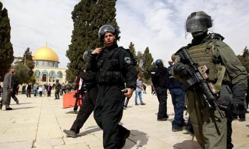 Ισραηλινοί αστυνομικοί σκότωσαν έναν 17χρονο Παλαιστίνιο σε συγκρούσεις στην Ιερουσαλήμ