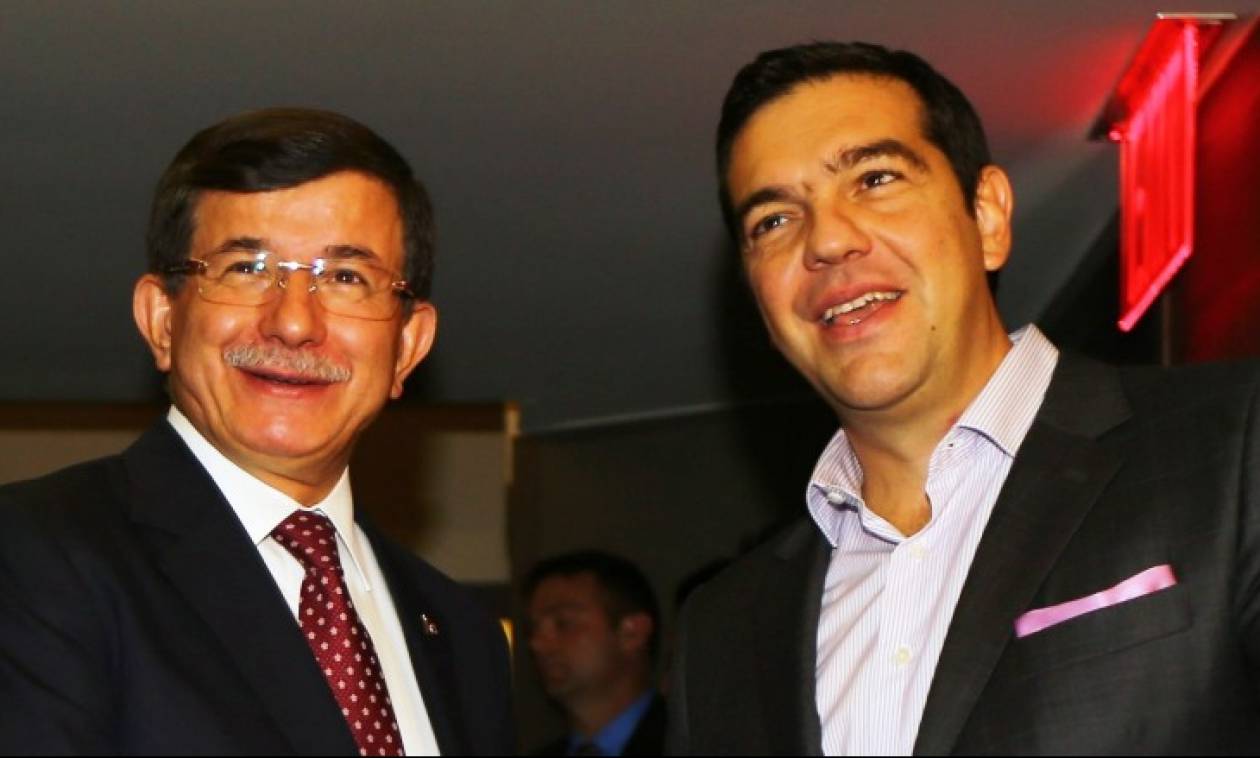 Αλέξης Τσίπρας: Ο πρωθυπουργός του «γράψε - σβήσε» χρεώνει τα λάθη σε βοηθούς του