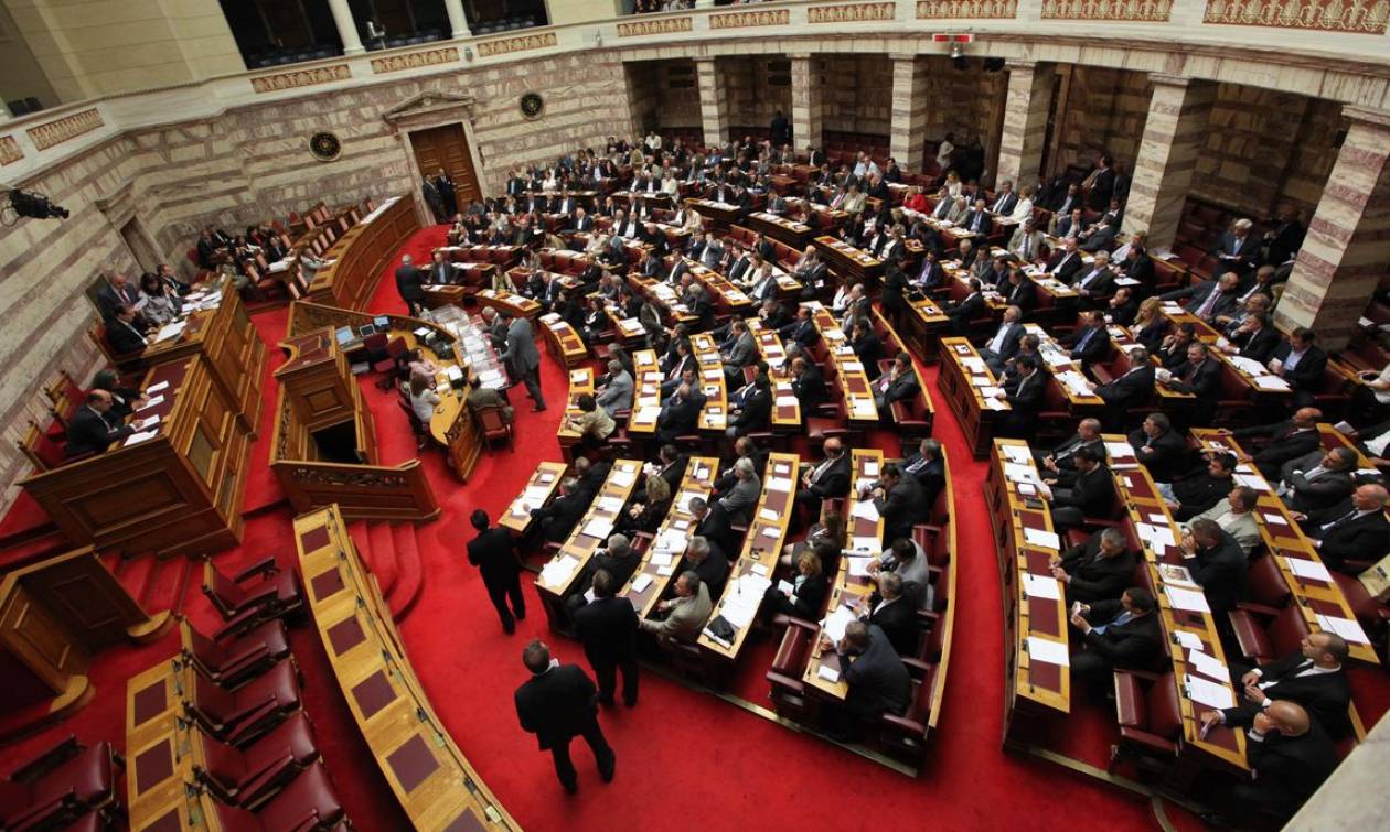 Ερώτηση 22 βουλευτών ΝΔ για «αμαρτωλές μετακινήσεις κρατικών αυτοκινήτων το 2015»