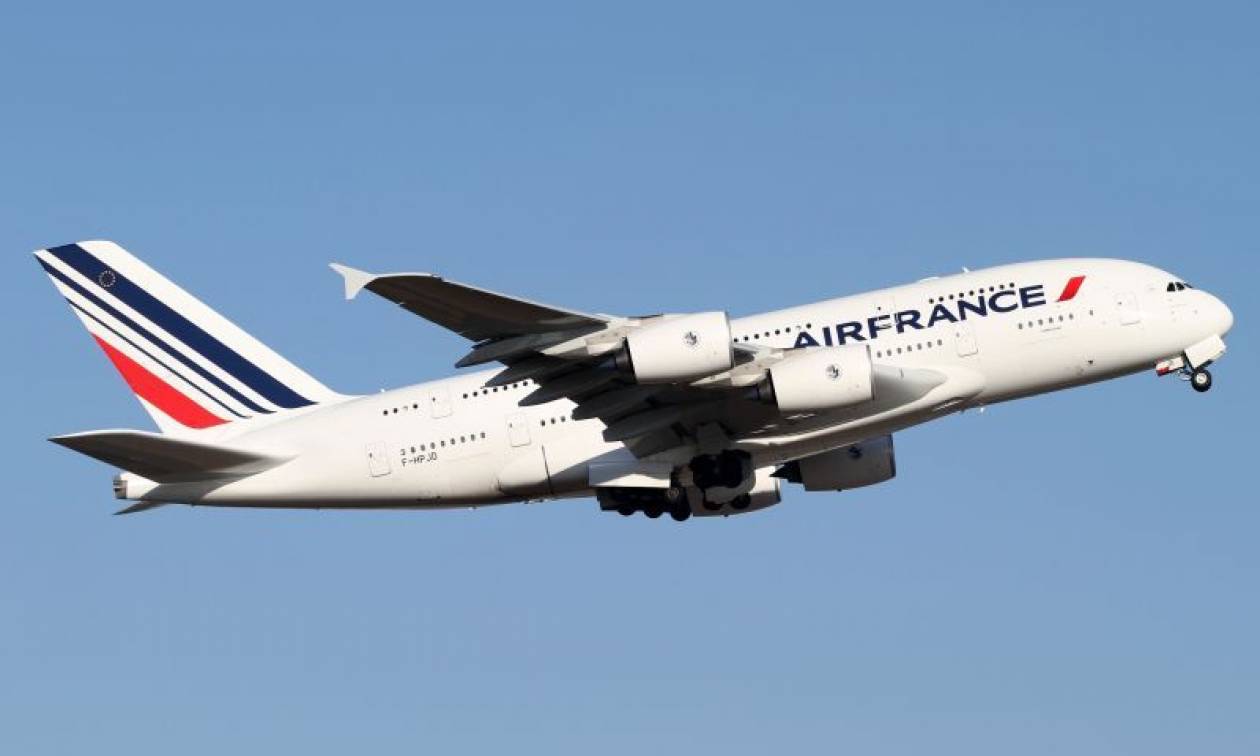 Πανικός σε πτήση της Air France ύστερα από απειλή για βόμβα