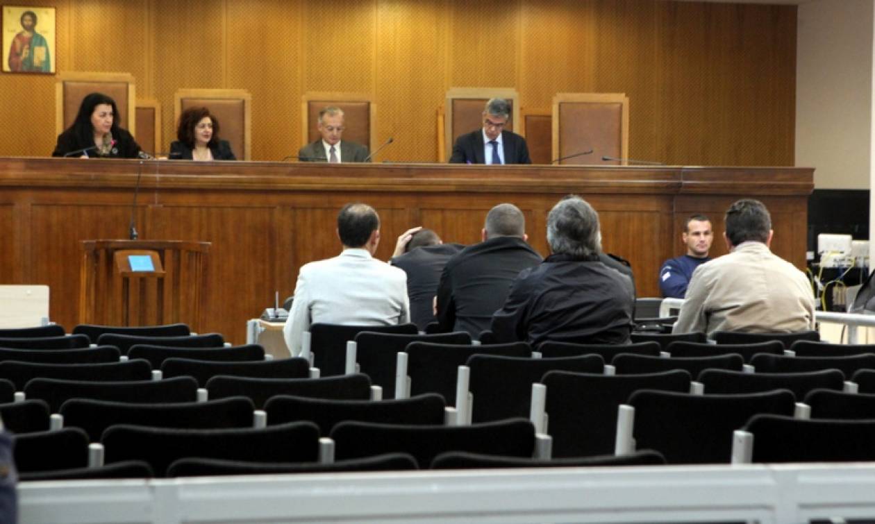 Δίκη Χρυσής Αυγής: Συνήγορος του Ρουπακιά «έστησε» επί δύο ώρες το δικαστήριο